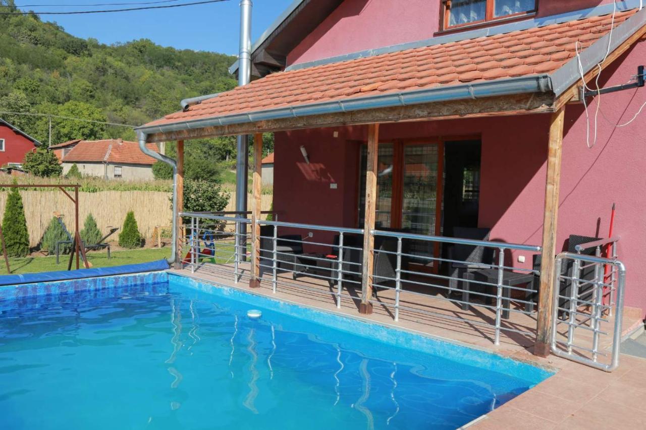 Vila Viktori Пірот Екстер'єр фото