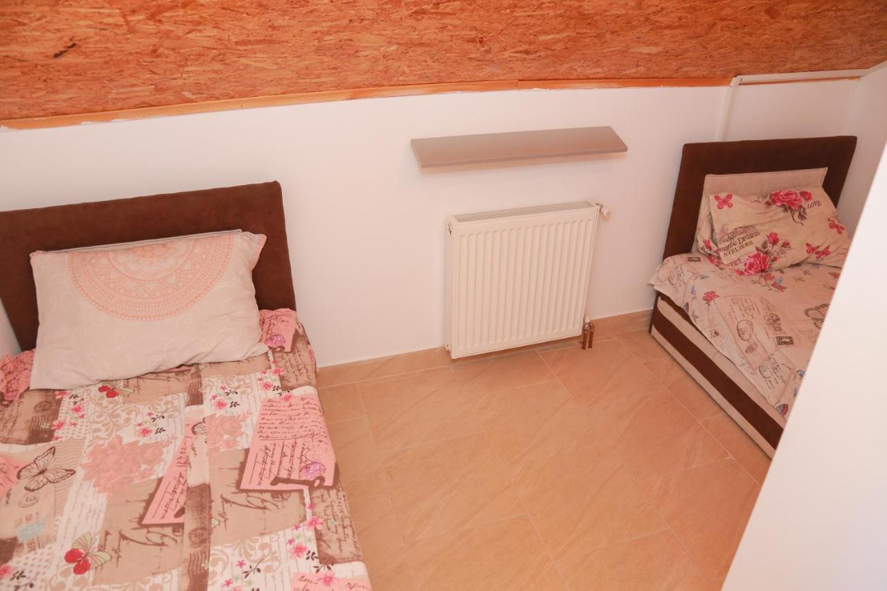 Vila Viktori Пірот Екстер'єр фото