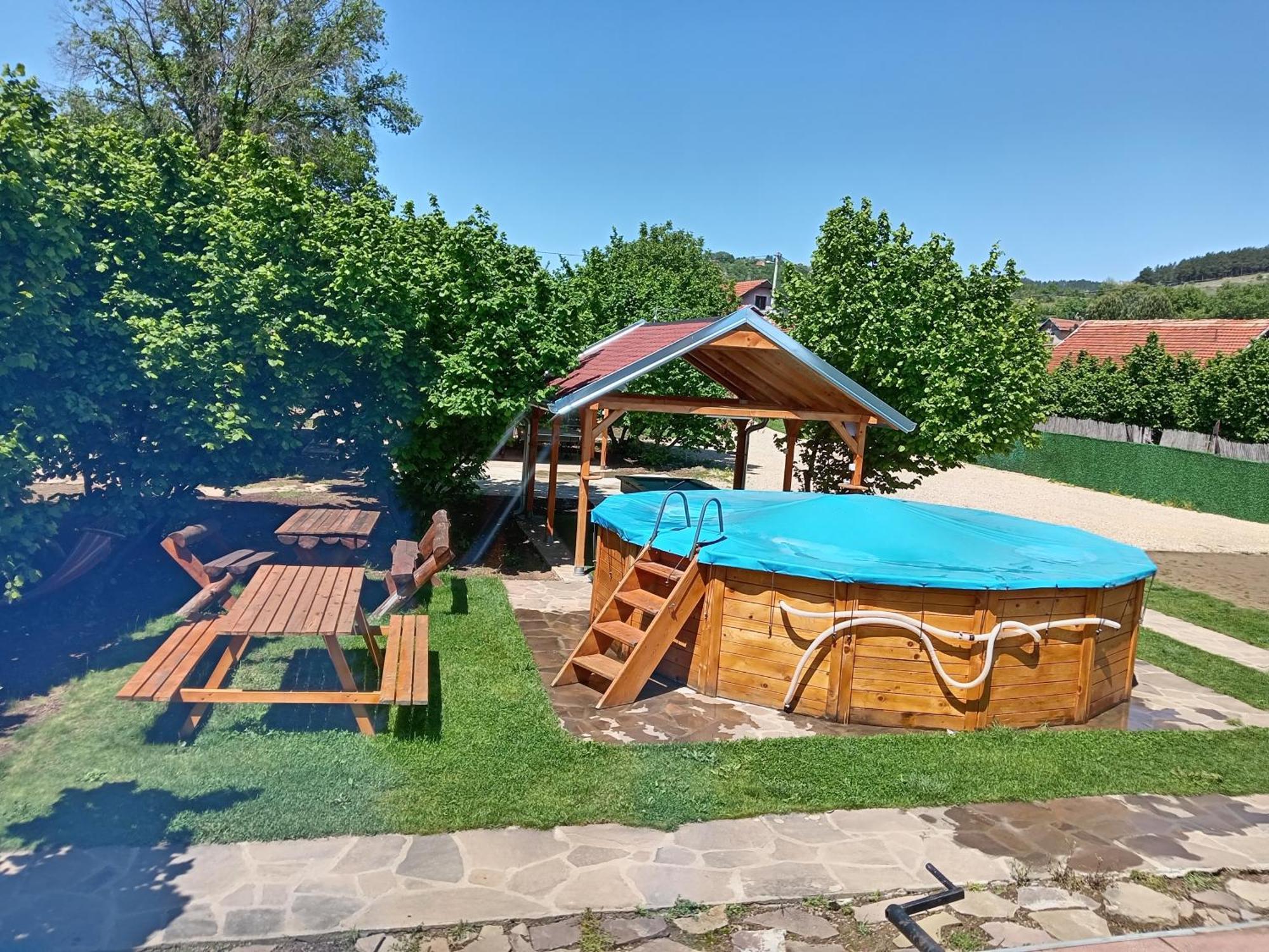 Vila Viktori Пірот Екстер'єр фото